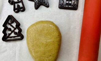 приготування різдвяного імбирного печива: крок 5